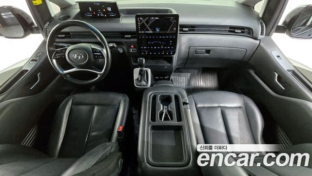 Hyundai Staria Modern, 2023 7