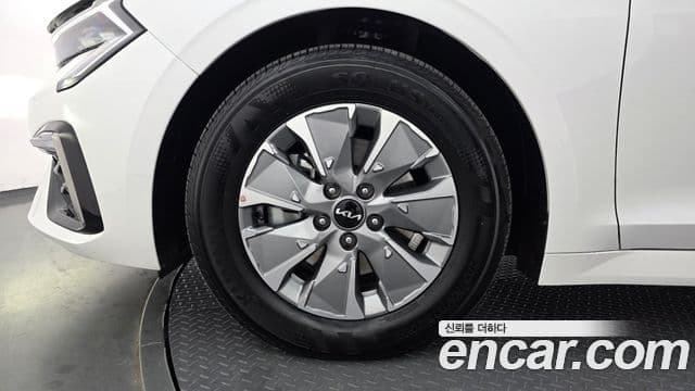 Kia The / новый New K5 гибрид 3세대 Prestige, 2025 все фото