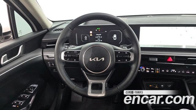 Kia The / новый New K5 гибрид 3세대 Prestige, 2025 13