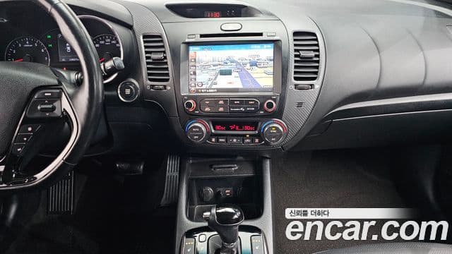 Kia The / новый New K3 Style, 2017 16