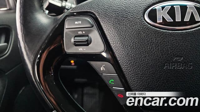 Kia The / новый New K3 Style, 2017 19