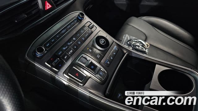 Hyundai The / новый New Santa Fe Calligraphy, 2022 9