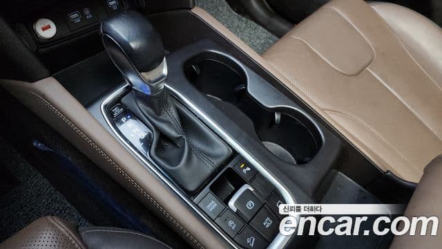 Hyundai Santa Fe TM Prestige, 2020 9