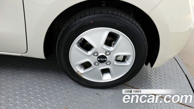 Kia The / новый New Ray Prestige, 2022 все фото