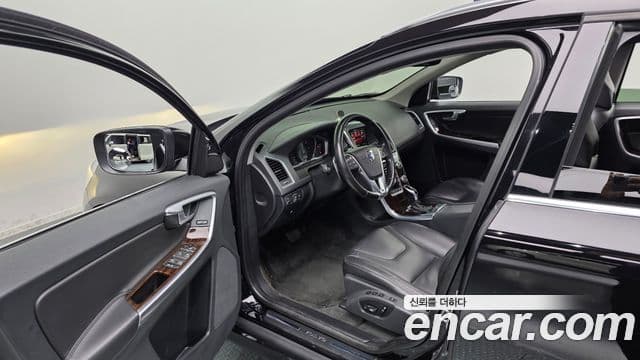 Volvo XC60 1세대, 2017 11