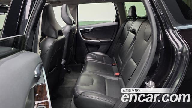 Volvo XC60 1세대, 2017 12