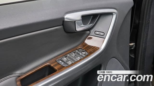 Volvo XC60 1세대, 2017 18