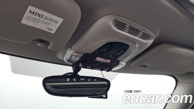 Mini Cooper 클럽맨 2세대, 2019 19