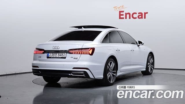 Audi A6 (C8) Premium, 2022 2
