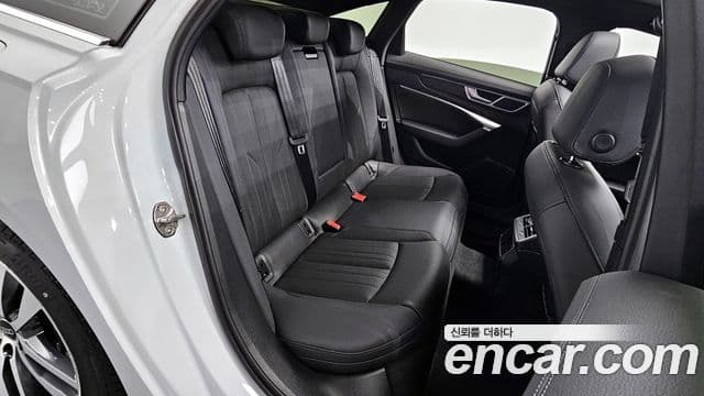 Audi A6 (C8) Premium, 2022 12