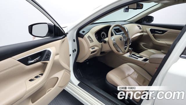 Nissan 알티마 L33, 2017 10