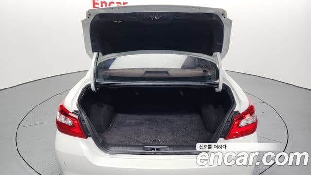 Nissan 알티마 L33, 2017 20