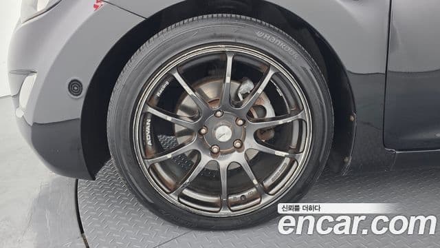 Hyundai Avante MD M16 GDI top, 2011 все фото