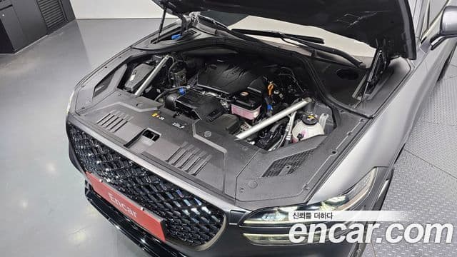 Genesis GV70, 2021 6