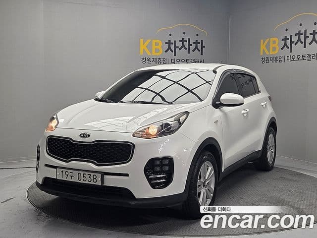 Kia Sportage 4세대 дизель 1.7 2WD Trendy, 2016 1