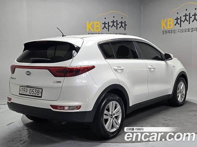 Kia Sportage 4세대 дизель 1.7 2WD Trendy, 2016 все фото