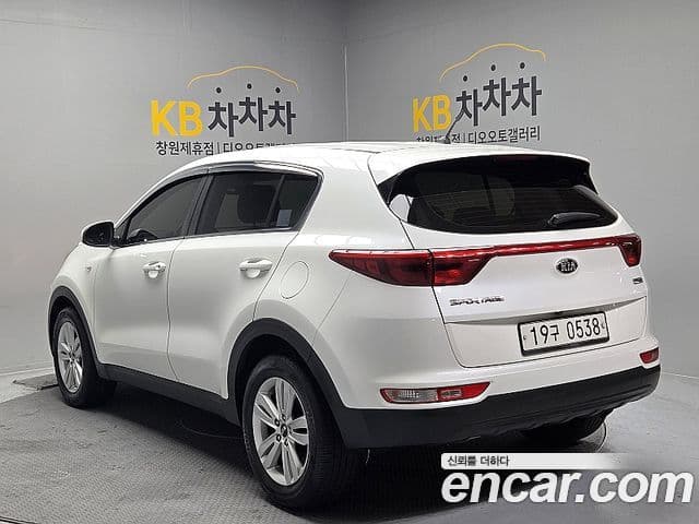 Kia Sportage 4세대 дизель 1.7 2WD Trendy, 2016 7