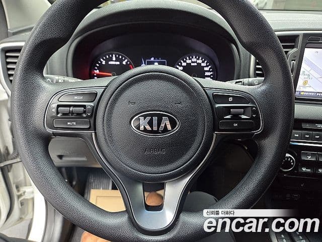 Kia Sportage 4세대 дизель 1.7 2WD Trendy, 2016 12