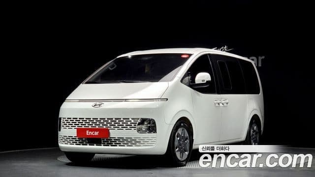 Hyundai Staria Modern, 2022 1