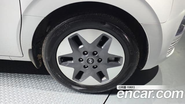 Hyundai Staria Modern, 2022 все фото