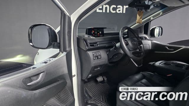 Hyundai Staria Modern, 2022 10