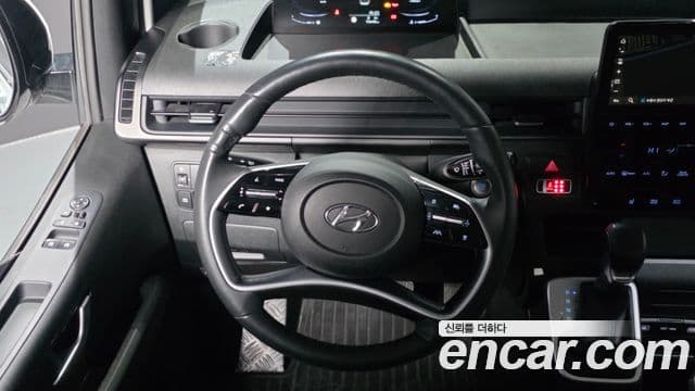 Hyundai Staria Modern, 2022 13