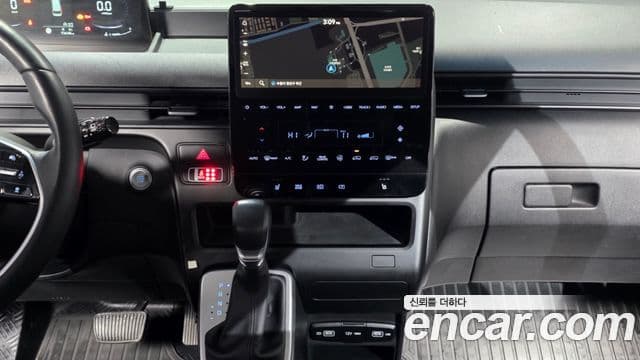 Hyundai Staria Modern, 2022 14