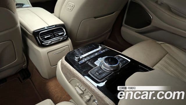 Genesis G90 Prestige, 2019 18