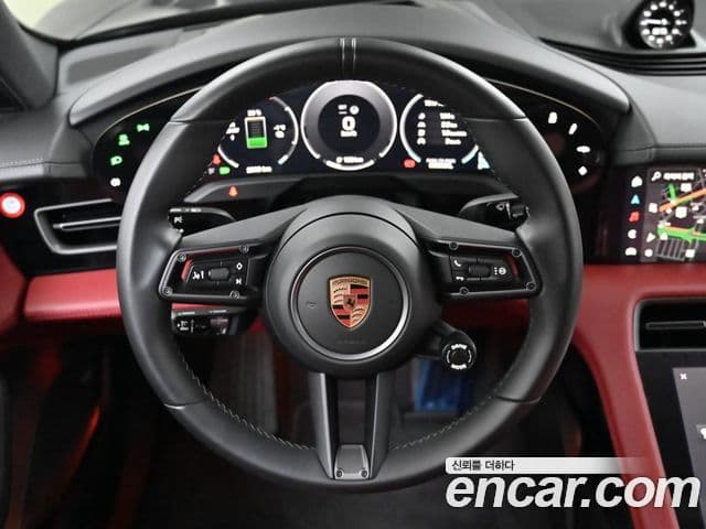 Porsche 타이칸 4S, 2025 13