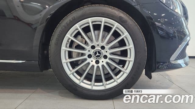 Mercedes-Benz E-класс W213 Exclusive, 2022 все фото