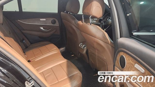 Mercedes-Benz E-класс W213 Exclusive, 2022 11