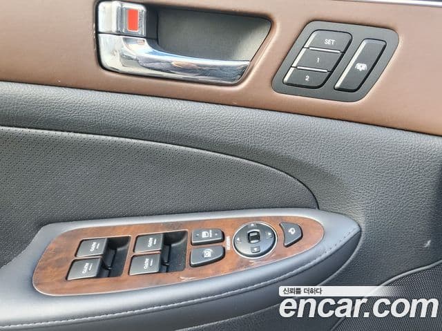 Hyundai Genesis VIP팩, 2010 16