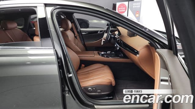 Genesis G80 (RG3) бензин 2.5 турбо AWD, 2024 10