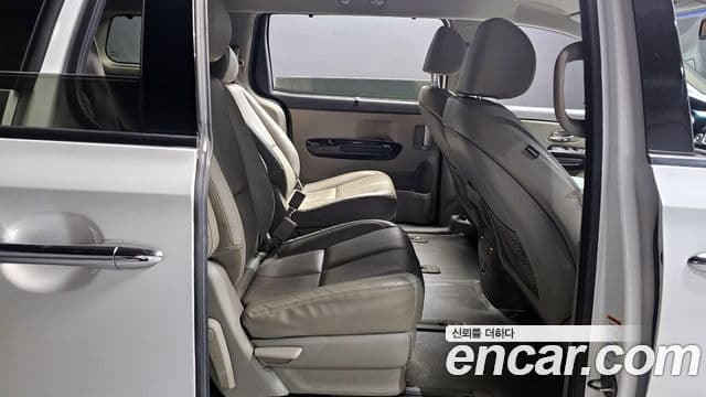 Kia All New Carnival Magic Space, 2018 12