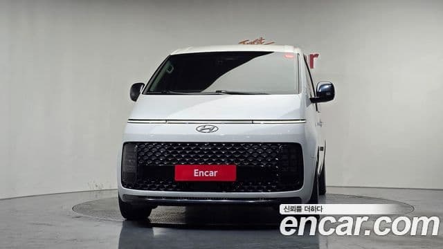 Hyundai Staria Inspiration, 2023 3