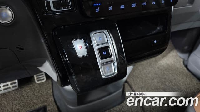 Hyundai Staria Inspiration, 2023 9