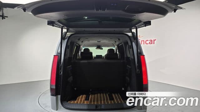 Hyundai Staria Inspiration, 2023 20