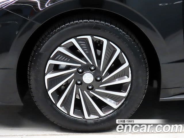 Hyundai Sonata гибрид (DN8) Premium Plus, 2023 все фото