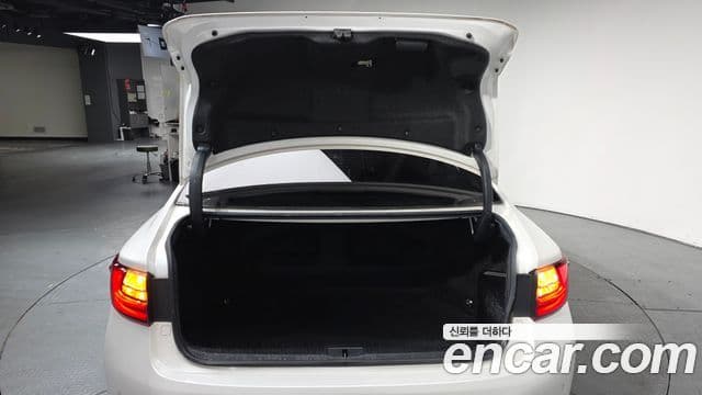 Lexus New ES300h XV60, 2017 20