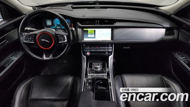 Jaguar XF (X260) Prestige, 2018 7