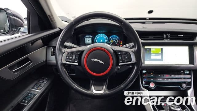 Jaguar XF (X260) Prestige, 2018 13