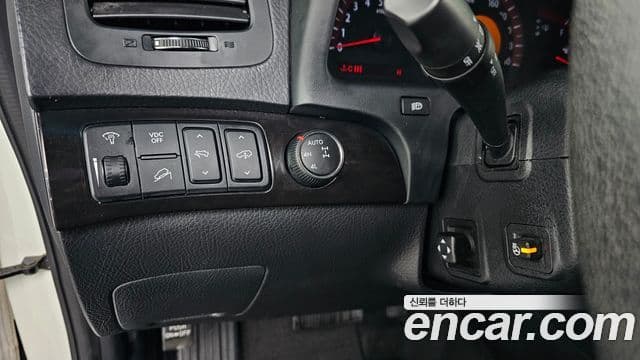 Kia Mohave 4WD KV300, 2012 14