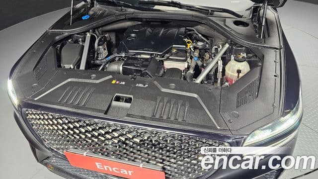 Genesis GV70, 2021 6