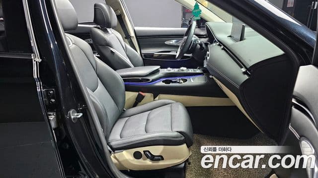 Genesis GV70, 2021 10