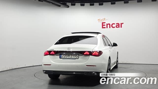 Mercedes-Benz E-класс W214 Avantgarde, 2024 4