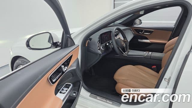 Mercedes-Benz E-класс W214 Avantgarde, 2024 11