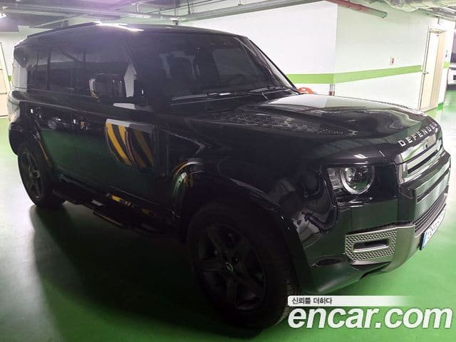 Land Rover Defender (L663) 110 P300 X-Dynamic SE, 2025 4