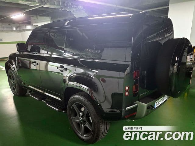 Land Rover Defender (L663) 110 P300 X-Dynamic SE, 2025 все фото