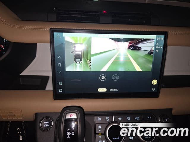 Land Rover Defender (L663) 110 P300 X-Dynamic SE, 2025 12