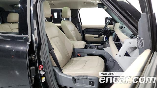 Land Rover Defender (L663) 110 D240 Launch Edition, 2020 11